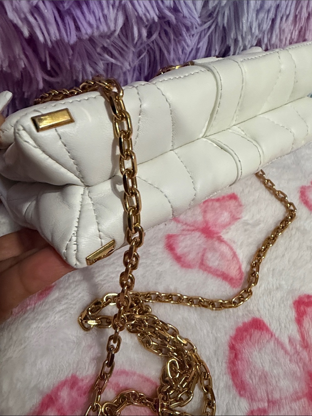 Versace White Quilted Crossbody Bag with Gold Chain - Picture 3 of 14